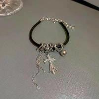 ราคา Retro Bracelet Unique All-Match Bracelet Y2K Style Ready Stock (41721360388)