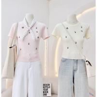 ราคา WAYA เสื้อไหมพรม คอกลม ลายเปีย งานปักดอกทิวลิป ผ้านุ่ม (56407447443)
