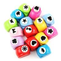 ราคา ZA076 Mini Paper Punch MEDIUM SIZE Shapes Hole Punch DIY Puncher หัตถกรรมที่มีสีสัน Puncher (19680110356)