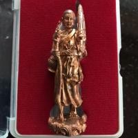 ราคา พระสีวลีมีเงินเยอะเหาะเหยียบเมฆเสกทรัพย์สิน ชนวนขุมทรัพย์ หลวงพ่อชำนาญ ปี2554 ผสมทองคำหนักถึง 20 กว่าบาท (16895260623)