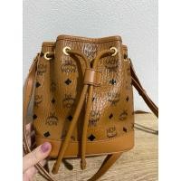 ราคา MCM คอสบอดี้ขนมจีบ มือสอง หนังแท้ขนาด 7 นิ้ว (25702484013)