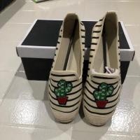 ราคา รองเท้าส้นแบน CPS แท้ 100 (5103682581)