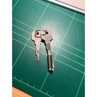 ราคา กุญแจล็อคตู้ไอติม ตู้แช่แข็ง Sanden (Freezer key) (14698847041)
