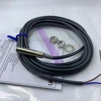 ราคา แบรนด์แท้ E2E-X2D2-N-Z Proximity Sensor หัว M8 ระยะจับ 2mm ร้านในไทย 2สาย NC ไฟ 12-24VDC (52207203059)