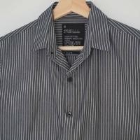 ราคา GREYHOUND เสื้อเชิ้ตลาย (มือสอง) สภาพดี (4033207233)