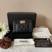 ราคา กระเป๋าใส่การ์ด used chanel boy zippy cardholder holo22 (21412174658)