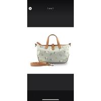 ราคา ส่งต่อกระเป๋า Mini house Holla XS Light blue จากร้าน P’liv (5162518104)