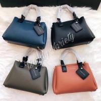 ราคา ถูกสุดกระเป๋า Charles & Keith แท้% Outlet (13106593000)