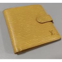ราคา LV epi wallet mustard (9215539895)