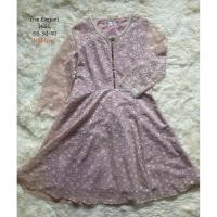 ราคา เดรสมือสอง ผ้าลูกไม้ แขนยาว สีชมพู (45359563707)
