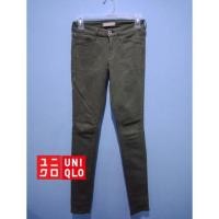 ราคา กางเกงยีนส์ผ้ายืด ไซส์ XS ขนาด 56cm/58.5cm UNIQLO สีเขียวขี้ม้ามือสอง (4510424493)