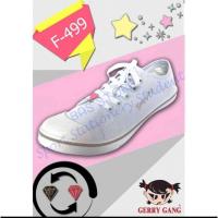ราคา Gerry Gang รองเท้าผ้าใบนักเรียน รองเท้าพละ ผ้าใบขาว รุ่นF499 (24861700446)