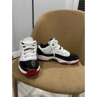 ราคา รองเท้าNike air jordan11 low (24961342531)