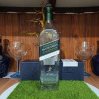ราคา IsLand ขวดไวน์ต่างประเทศทรงสี่เหลี่ยมสีเขียว 700mL Made in Scotland สําหรับตั้งโชว์ตกแต่ง (ขวดเปล่า) (46054480382)