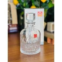 ราคา ขวดเหล้า Fire Square 88.5cl โดย RCR Crystal 548510 - 1 ชุด (57261361222)