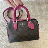ราคา coach mini rowan.แท้ 100% (24031297004)