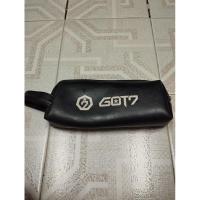 ราคา กระเป๋าดินสอหนัง GOT7 (24366402759)