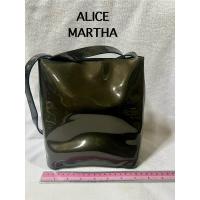 ราคา กระเป๋าสะพายข้างหนังแก้ว ALICE MARTHA มือสอง (24585869653)