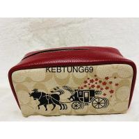 ราคา กระเป๋าเครื่องสำอางค์ ลายวัว COACH (C2257)พร้อมส่ง แท้% (8717417883)