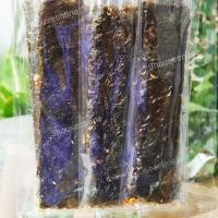 ราคา ขายดี!! พร้อมส่ง!! สาหร่ายทอดกรอบ โรยหน้าทุเรียน มัน กรอบ อร่อย (ของใหม่) สาหร่ายอบกรอบ ขนมกินเล่น(1 แพ็ค 12 ซอง) (25932509343)