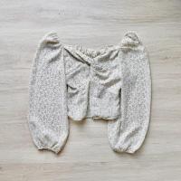 ราคา ส่งต่อ เสื้อแขนตุ๊กตาลายดอก (46810543430)