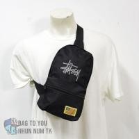 ราคา กระเป๋ามือสองคาดอก Stussy สีดำ สภาพใหม่ (43150375702)