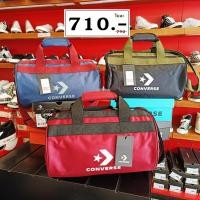 ราคา Converse กระเป๋าสะพายข้าง (ทรงหมอน) รุ่น Inflated roll duffle bag black รหัส 12-61825 (20594565237)