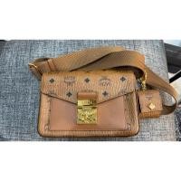 ราคา กระเป๋า MCM Millie Crossbody Small CO มือสอง พร้อม Airpod Case (26864860583)