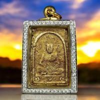 ราคา พระผงพรายกุมาร พิมพ์เศียรเล็ก หลวงปู่ทิม วัดละหารไร่ จ.ระยอง พร้อมทองอิตาลี่กันน้ำ ยอดผงพรายกุมาร ยอดปราถนามหาชน (43912108883)