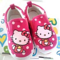 ราคา รองเท้าผ้าใบสีชมพูบานเย็น (62860815)
