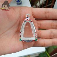 ราคา กรอบพระรูปหล่อหลวงพ่อเดิม กรอบพระเงินผสม | กว้าง2.2*สูง2.8ซม.(ขนาดจอกระจก) (21959830389)