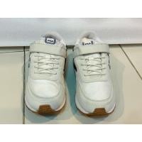 ราคา รองเท้าเด็ก ขนาด 22 cm. ยี่ห้อ FILA Renno KD (หรือบางตลาดเรียกว่ารุ่น Renno Classic) มือสองญี่ปุ่น (สภาพ 95%) คัดพิเศษ (56311370023)