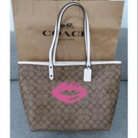 ราคา พร้อมส่ง! COACH Reversible City Tote (F78257) ใช้ได้2ด้าน ของแท้จากอเมริกา (3409360157)