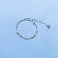 ราคา พร้อมส่ง กำไลข้อมือลูกปัด สีเงิน (25703236850)