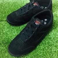 ราคา รองเท้าผ้าใบ Gambol สีดำล้วน มีเบอร์ 36 (4311510479)