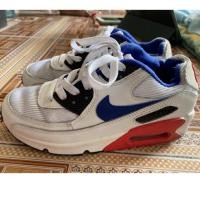 ราคา Nike รองเท้าผ้าใบมือสอง แบรนด์แท้ สภาพดี ไซส์ 23cm เบอร์ 36 (20904804169)