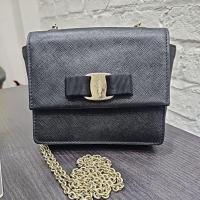 ราคา กระเป๋า crossbody แบรนด์ Ferra_gamo แท้ (48960444980)