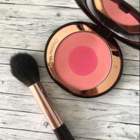 ราคา Charlotte Tilbury cheek to chic สี Love is the drug (1073726244)