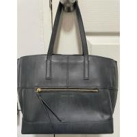 ราคา CHARLES & KEITH แท้ทรงถือ tote bag สภาดสวยไม่มีตำหนิ (29342787926)