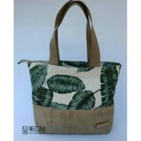 ราคา กระเป๋าโท้ตใบตองผสมผ้ากระสอบ (29127070146)