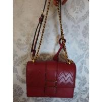 ราคา Flash Sale พร้อมส่งCharles&Keith แบรนด์ดังทางฝั่งสิงคโปว์ ของแท้ มือ2 สภาพใหม่99 % สีแดงโซ่ทอง รุ่นนี้ถือได้3แบบ (5924487550)