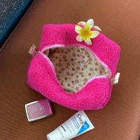 ราคา Fluffy pink -pouch กระเป๋าใส่เครื่องสำอาง (25728380388)