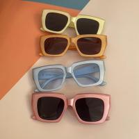 ราคา SG082 แว่นกันแดดวินเทจ cotton candy กรอบพลาสติกมุก (10956544236)