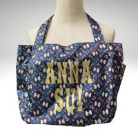 ราคา ANNA SUI กระเป๋ามือสอง กระเป๋าถือผ้าเงาลายดอกสกรีนแบรนด์สีทอง (19236681707)
