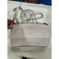 ราคา พร้อมส่ง✨ถ่ายจากสินค้าจริง✨กระเป๋า Kate Spade สีขาว ของแท้ 100% (26354043003)