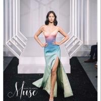 ราคา : เดรสเกาะอกตัวยาวทรงหางปลา ชุดราตรีหน้าสั้นหลังยาว เดรสไล่สี เดรสยาวสไตล์แบรนด์Poem (7302535046)