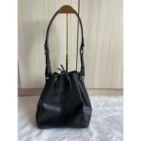 ราคา Louis Vuitton Petino Epi (27251549397)