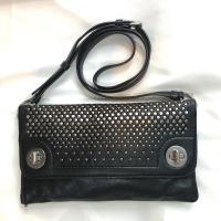 ราคา สินค้ามือสองกระเป๋า Marc by Marc Jacobs หนังวัวแท้ สีดำ (14012666652)