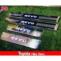 ราคา ชายบันไดมีไฟ กันรอยบันได ชายบันได Toyota Revo (1593568988)