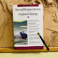 ราคา บ502 Harvard Business Review ON Corporate Strategy (41800406766)